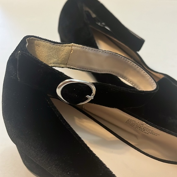 Torrid Elegant Black Women's Block Heel Dress Shoe Sz 11 Wide - Picture 10 of 12